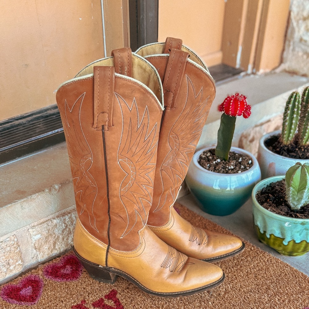 Vintage western boots